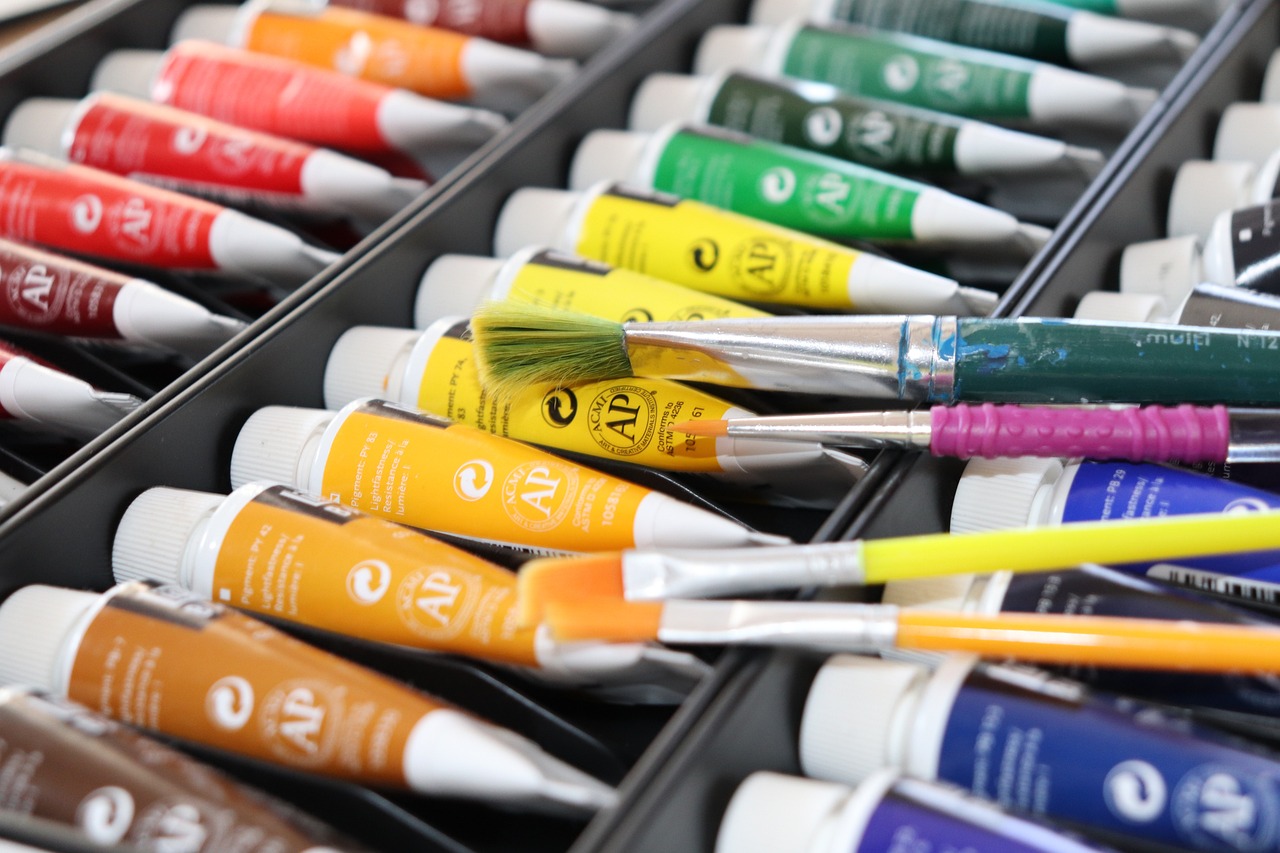 Pro malování olejovými barvami je třeba si pořídit několik výtvarných potřeb